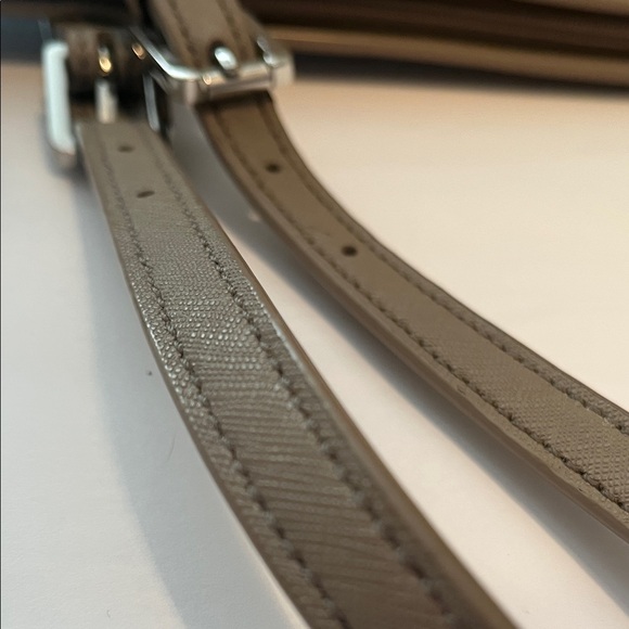 Tory Burch York Buckle Tote Bag in Saffiano Leather and a Grey/Taupe Color Purse - Picture 13 of 14